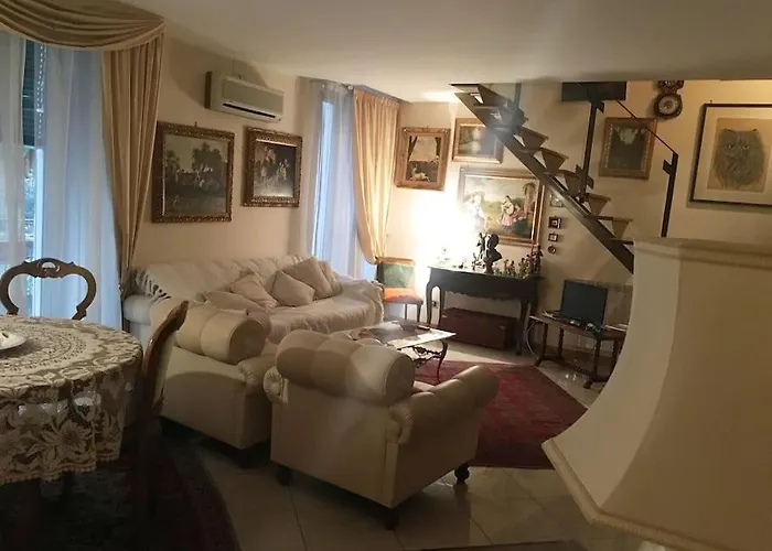 The Trip House - Between The Center And The Sea - Free Wifi And Jacuzzi