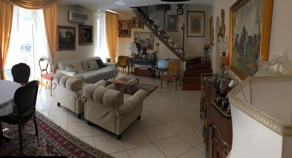 The Trip House - Between The Center And The Sea - Free Wifi And Jacuzzi Catânia